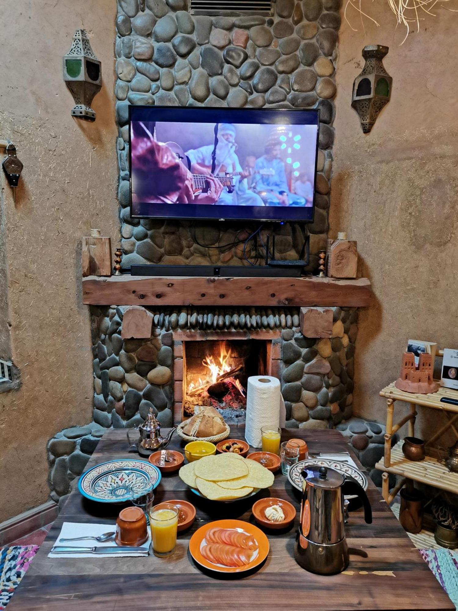 Kelaat-M'Gouna Maison D'Hote Tamatart - Homestay מראה חיצוני תמונה