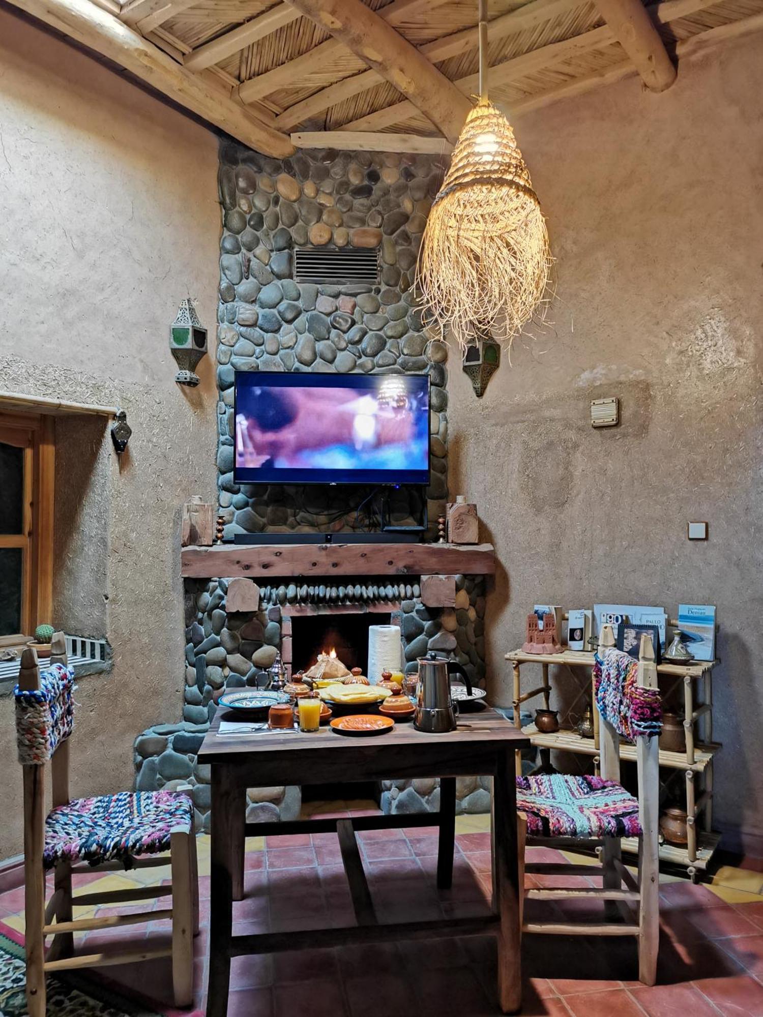 Kelaat-M'Gouna Maison D'Hote Tamatart - Homestay מראה חיצוני תמונה